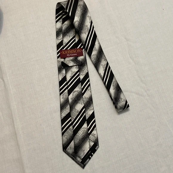 Krimson By Kwame Mens Black & Gray 100% Silk Hand Made Luxury Mens Tie -EUC